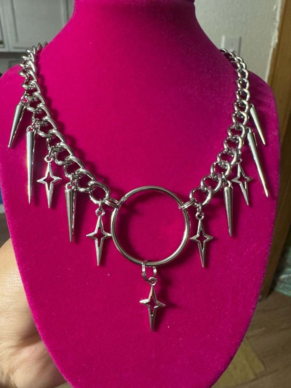 Punk Style Silver-Tone Spike and Star O-Ring Chain Necklace - Picture 2 of 2